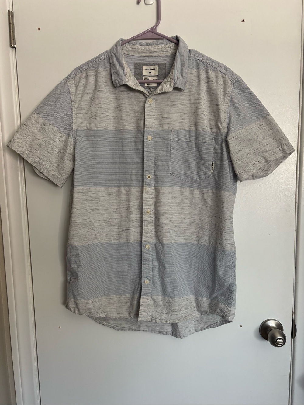 Quiksilver Modern Fit Short Sleeve Button Down Shirt Gray Blue Shirt Large Top